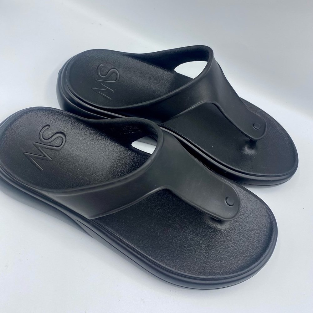 Stuart Weitzman Stuflex T-Strap‎ Slide